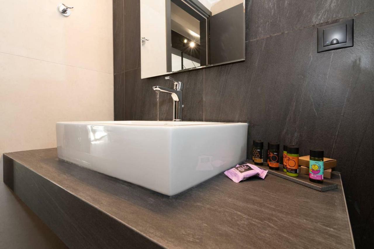 Mos Luxury City Suites - The Loft Ханя Екстериор снимка